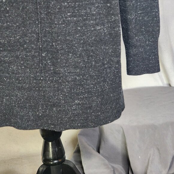 Banana Republic Grey Black White Flecks Center Seam Cotton Poly LS Sweater Sz M - Picture 14 of 16